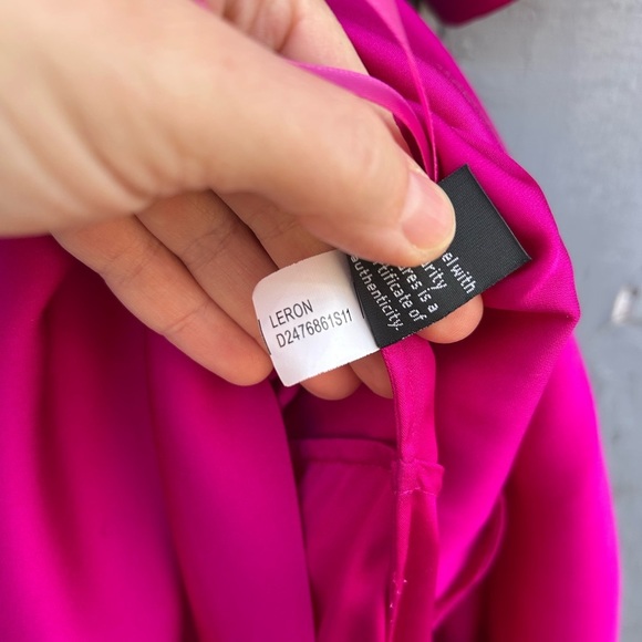 Diane Von Furstenberg Silk Leron Dress, size 10 - Picture 11 of 11